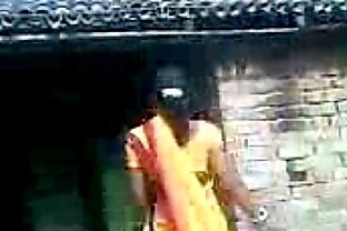 Video from My Phone: Glamour Village Aunty